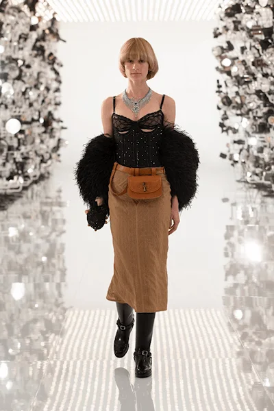 Look 6